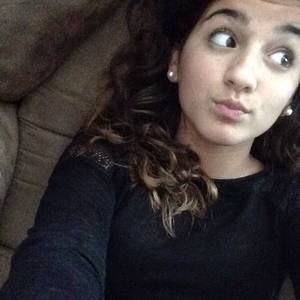 Meet your Posher, Isabella